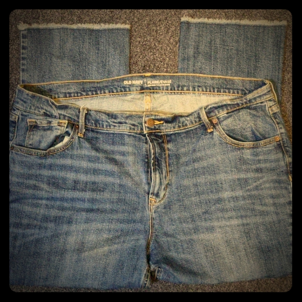 Old Navy ankle cropped jeana